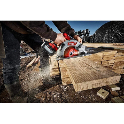 Milwaukee 2732-20 M18 Fuel 18V Li-Ion 7-1/4 Inch Cordless Battery Circular Saw