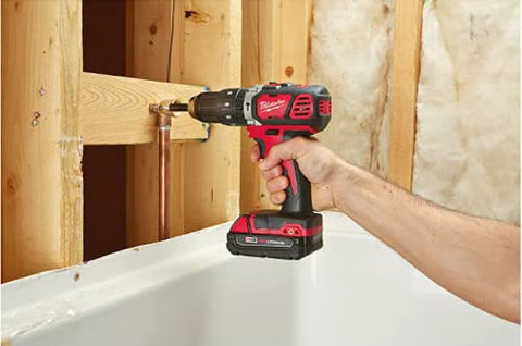 New Milwaukee 2626-20 M18 18V Cordless Lithium-Ion Multi-Tool 2.0 Ah Batteries
