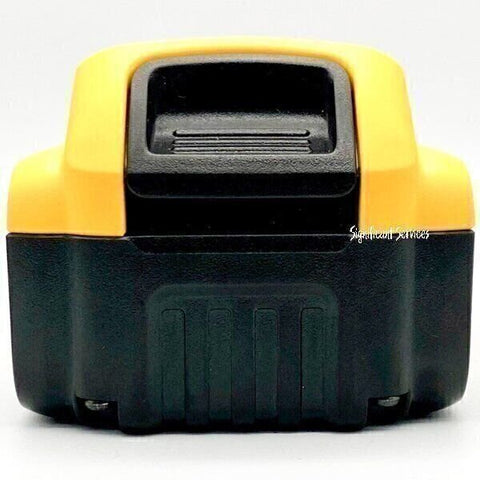 2 New DeWALT DCB205 20V 20 Volt MAX Lithium Ion 5.0 Ah Li-Ion Battery Packs