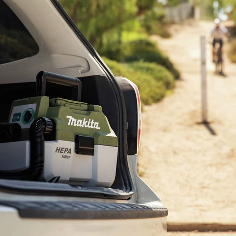 New Makita ADCV11Z Outdoor Adventure 18V LXT Brushless Wet/Dry Vacuum Tool Only