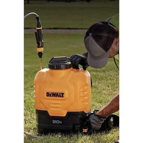 DeWALT 190742 20V MAX Lithium-Ion 4 Gallon Powered Backpack Sprayer Tool Only