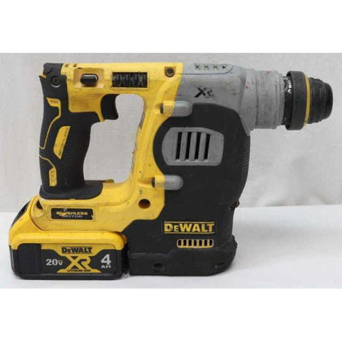 DeWALT DCH133B 20V MAX 2-5.0 AH XR Brushless 1” D-Handle Rotary Hammer Drill Kit