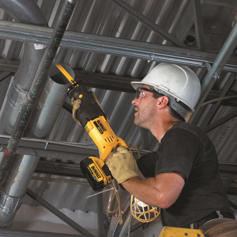 DeWALT DCS380 20V MAX Li-Ion 5.0 Ah Reciprocating Saw Sawzall Kit