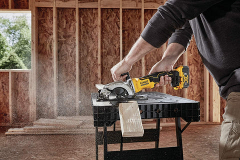 DEWALT DCS571B ATOMIC 20V MAX 4-1/2" Li-Ion Brushless Cordless Circular Saw New