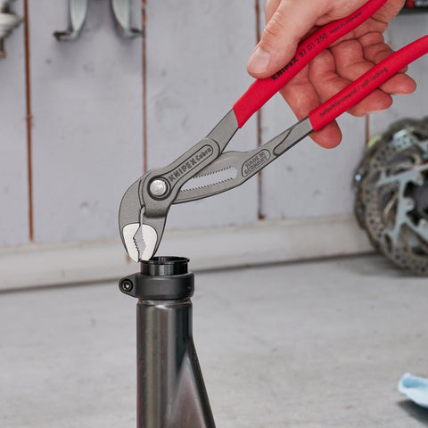 Knipex 8701250 10" Knipex Cobra V-Jaw Tongue And Groove Plier Serrated