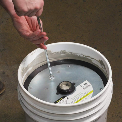 Albion Engineering 504-G15 Slip-on Follow Plate for 5 Gallon Pail (No Threading)
