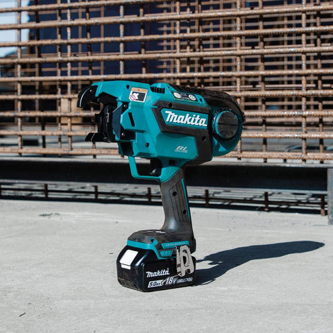 Makita XRT01TK Rebar Tying Tool Kit 18V LXT Lithium-Ion Brushless Cordless 5.0Ah Kit