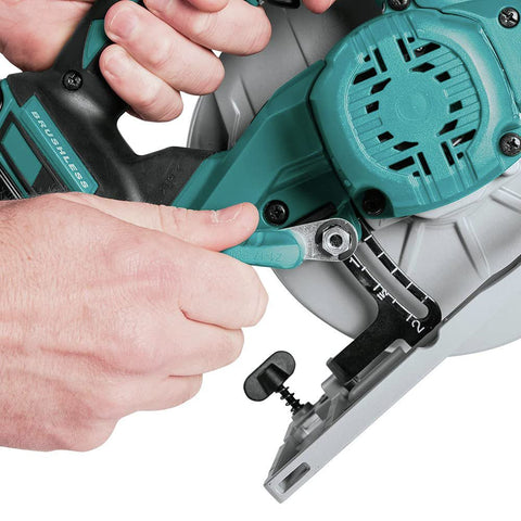 Makita XSH03Z 18V LXT Li-Ion Brushless Cordless 6-1/2" Circular Saw Tool Only