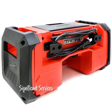 Milwaukee 2890-20 M18 High Performance AM/FM Jobsite Radio USB Dual Speaker Port