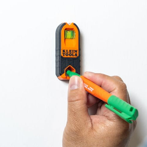 Klein Tools MSF100 Magnetic Stud Finder and Level, Compact, Wood and Metal Detector with Bubble Vial for Accurate Markings, Felt Pad Backing