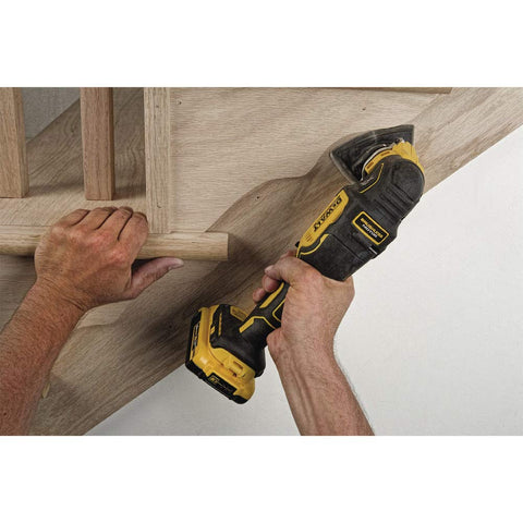 DeWALT DCS355B 20V MAX 5.0 Ah Li-Ion Brushless Cordless Oscillating Multi-Tool Kit