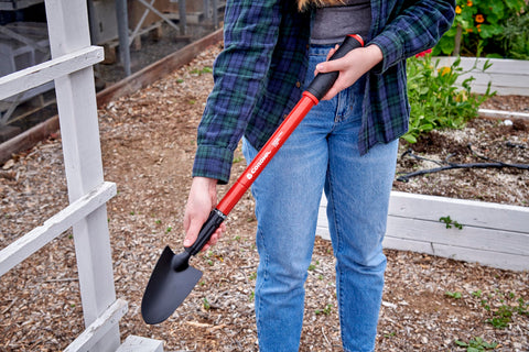 Corona GT 3080 Extendable Handle Trowel 18"-32" Garden Planting