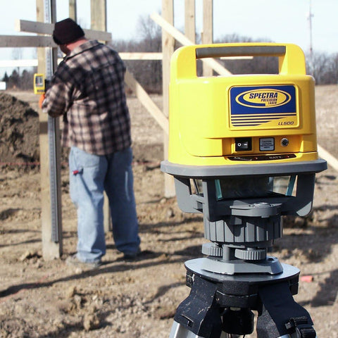 Spectra Precision LL500 Self-Leveling Laser Level w/ HL700 Receiver C70
