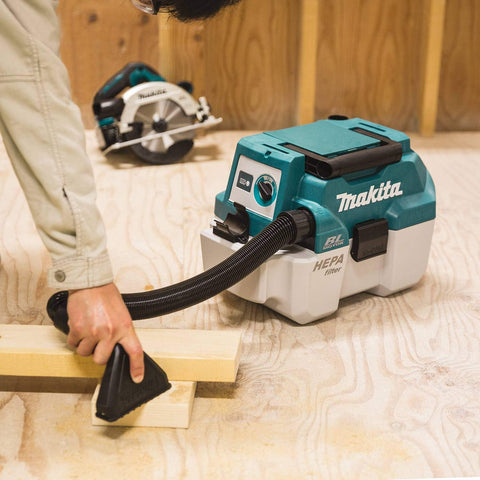 Makita XCV11Z 18V LXT Lithium-Ion Brushless Cordless 2 Gallon HEPA Filter Portable Wet/Dry Dust Extractor/Vacuum, Tool Only