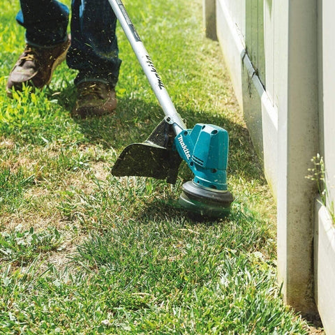 Makita XRU23SM1 18V LXT® Lithium-Ion Brushless Cordless 13" String Trimmer...