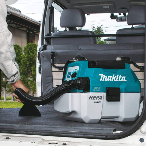 Makita XCV11Z 18V LXT Lithium-Ion Brushless Cordless 2 Gallon HEPA Filter Portable Wet/Dry Dust Extractor/Vacuum, Tool Only