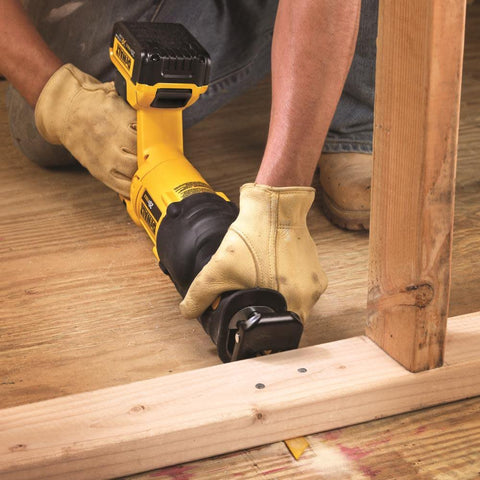 DeWALT DCS380 20V MAX Li-Ion 5.0 Ah Reciprocating Saw Sawzall Kit