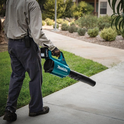 Makita GBU01M1 40V MAX XGT Brushless Cordless Blower Kit 4.0Ah 143 MPH