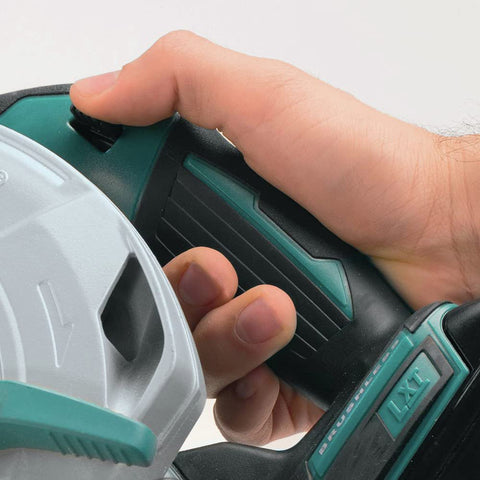 Makita XSH03Z 18V LXT Li-Ion Brushless Cordless 6-1/2" Circular Saw Tool Only