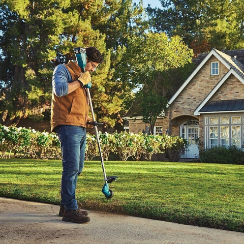 Makita XRU23SM1 18V LXT® Lithium-Ion Brushless Cordless 13" String Trimmer...