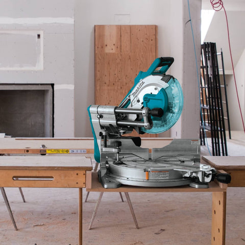 Makita XSL06Z LXT Li-Ion (36V) Brushless Cordless 10" Compound Miter Saw with Laser Dual-Bevel Sliding TOOL Only