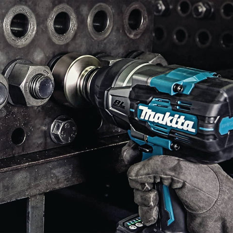 Makita GWT01Z XGT 40V 4-Speed 3/4 Sq. Drive 1,622 Lbs High-Torque Impact Wrench